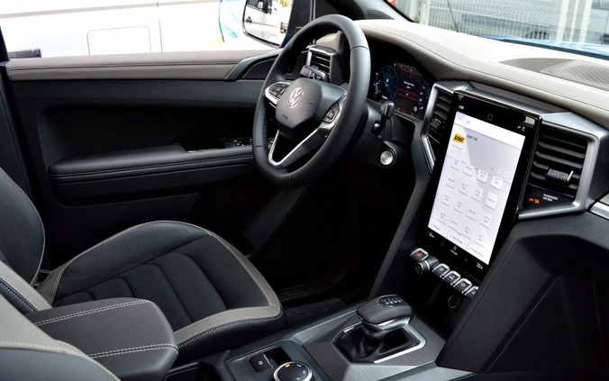 Volkswagen Amarok cena 287800 przebieg: 1, rok produkcji 2023 z Mszczonów małe 631